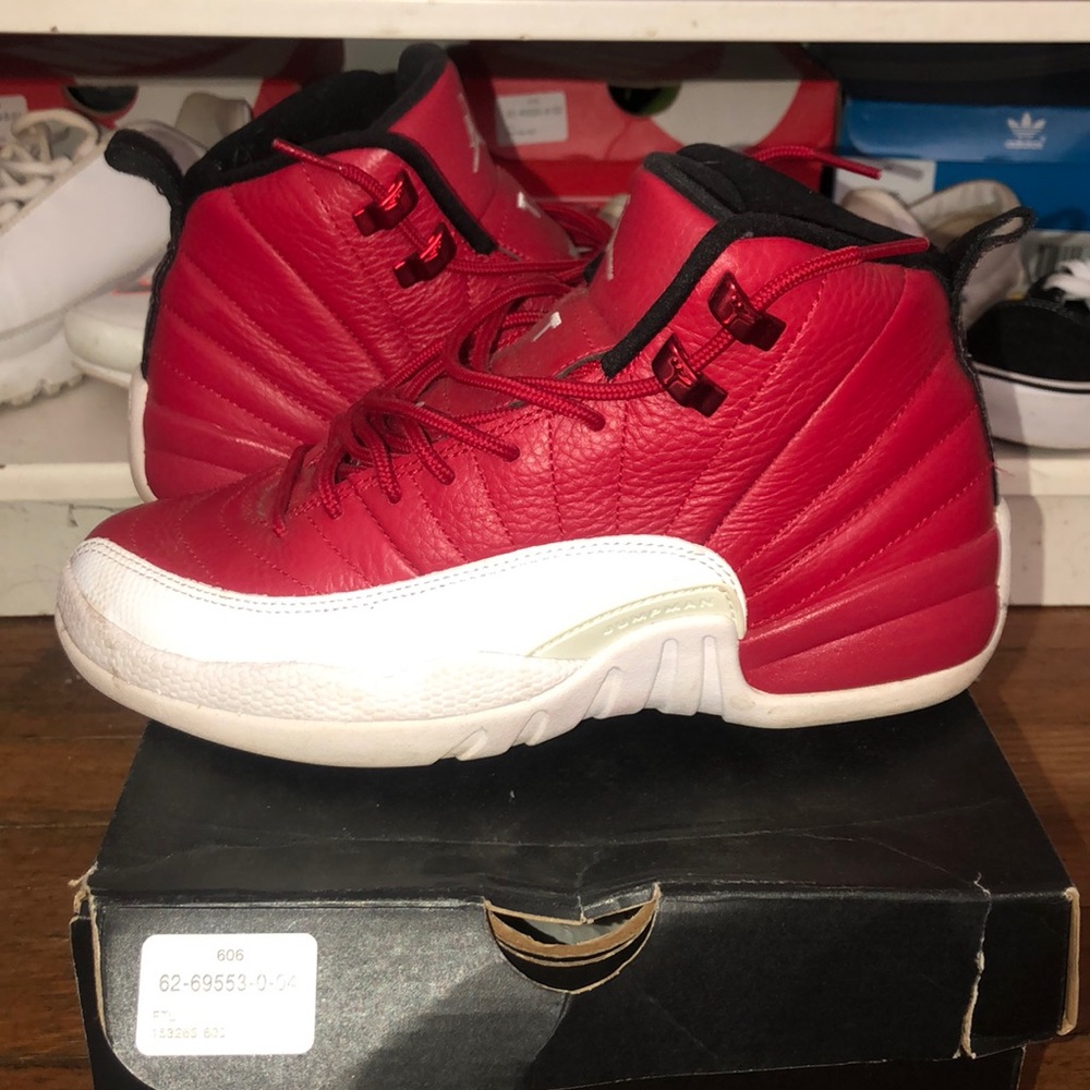 Jordan 12’s